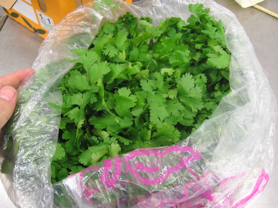 一个保鲜袋，就能搞定蔬果保鲜的大问题，冰箱